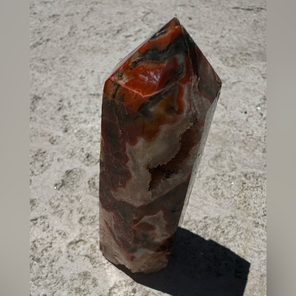Carnelian moss agate quartz tower